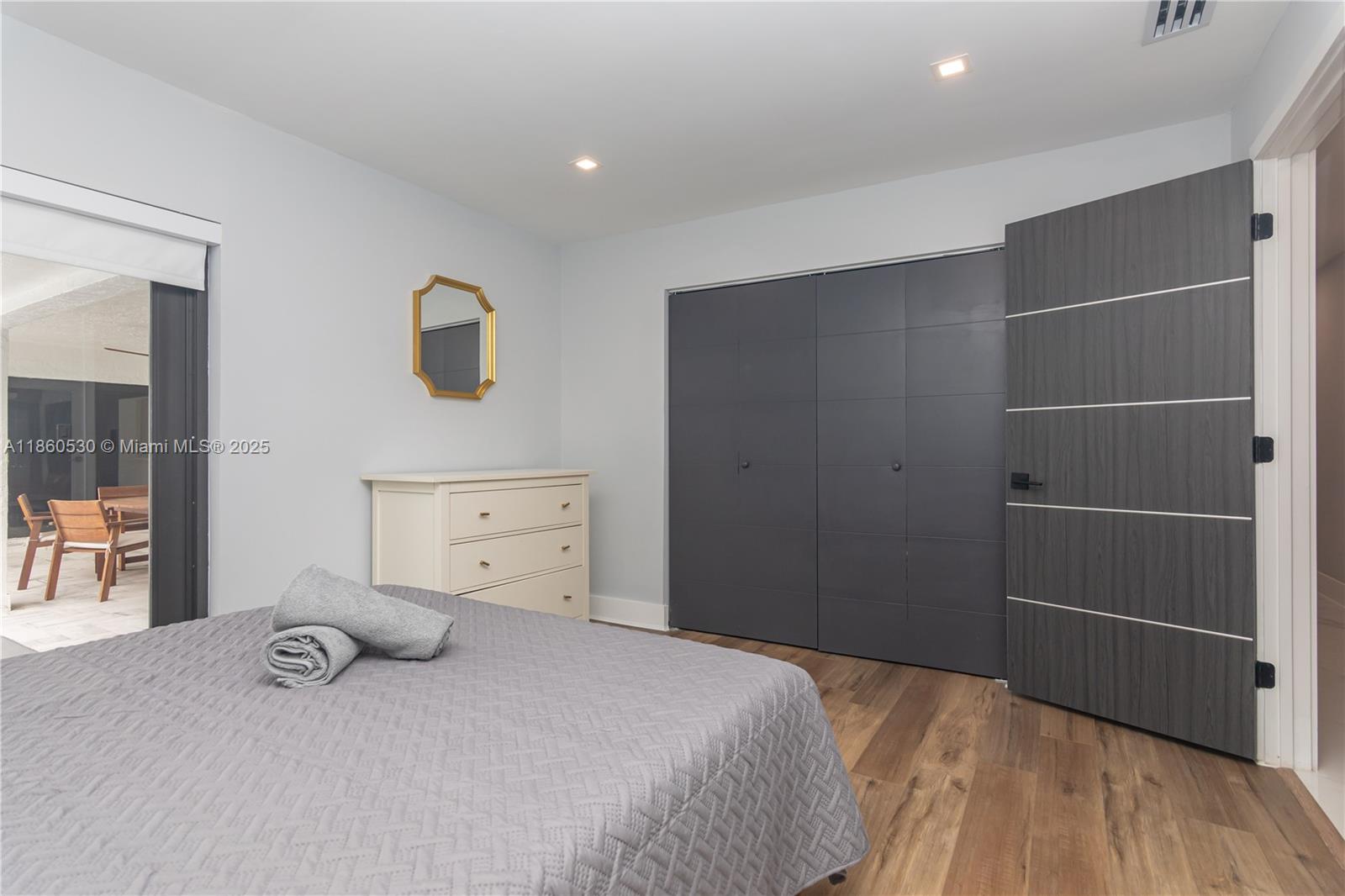 J G HEADS FARMS UNIT A - Residential Lease