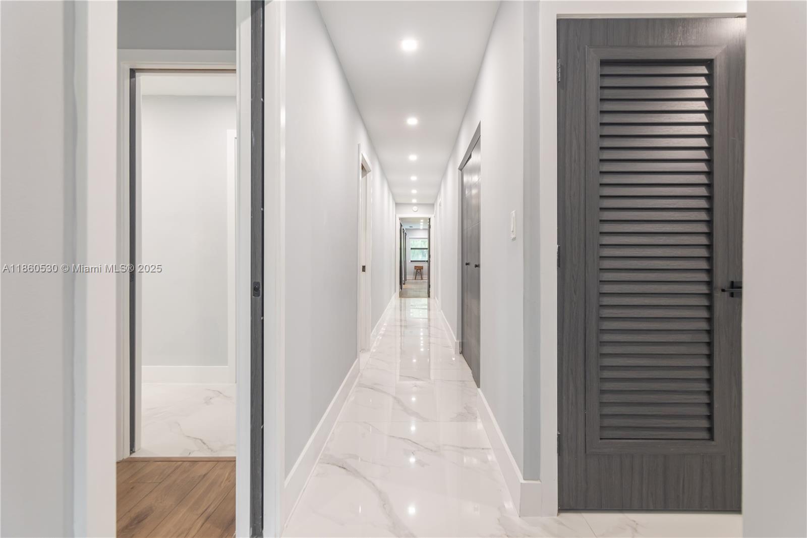 J G HEADS FARMS UNIT A - Residential Lease