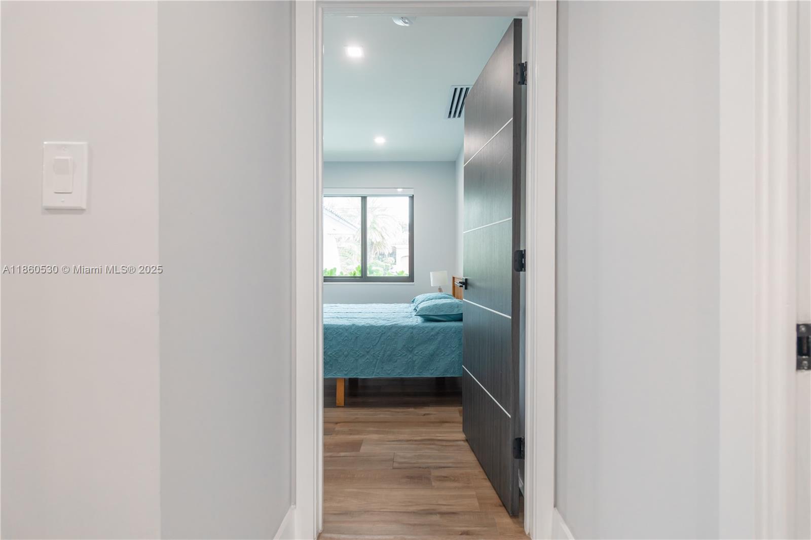 J G HEADS FARMS UNIT A - Residential Lease