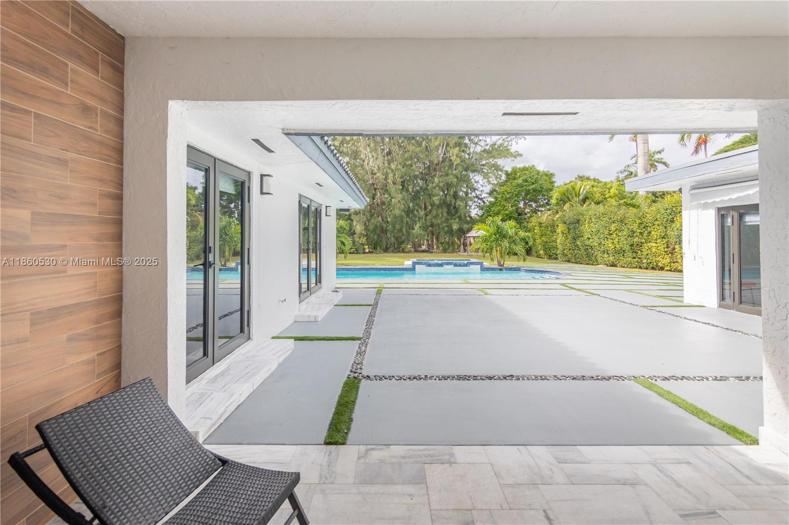 J G HEADS FARMS UNIT A - Residential Lease