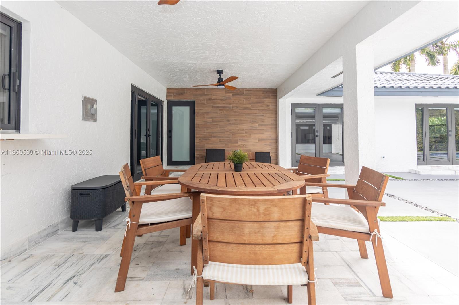 J G HEADS FARMS UNIT A - Residential Lease