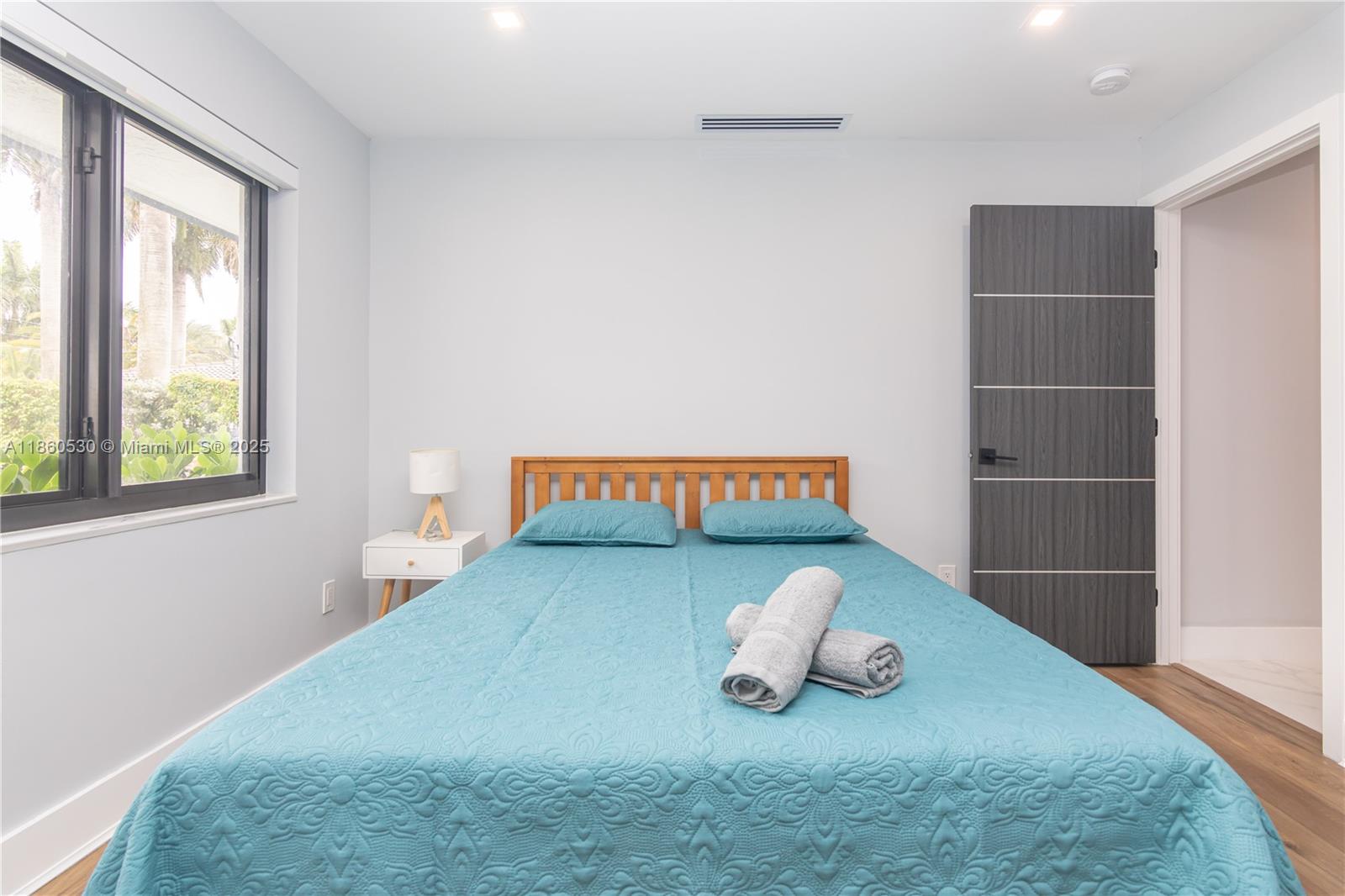 J G HEADS FARMS UNIT A - Residential Lease