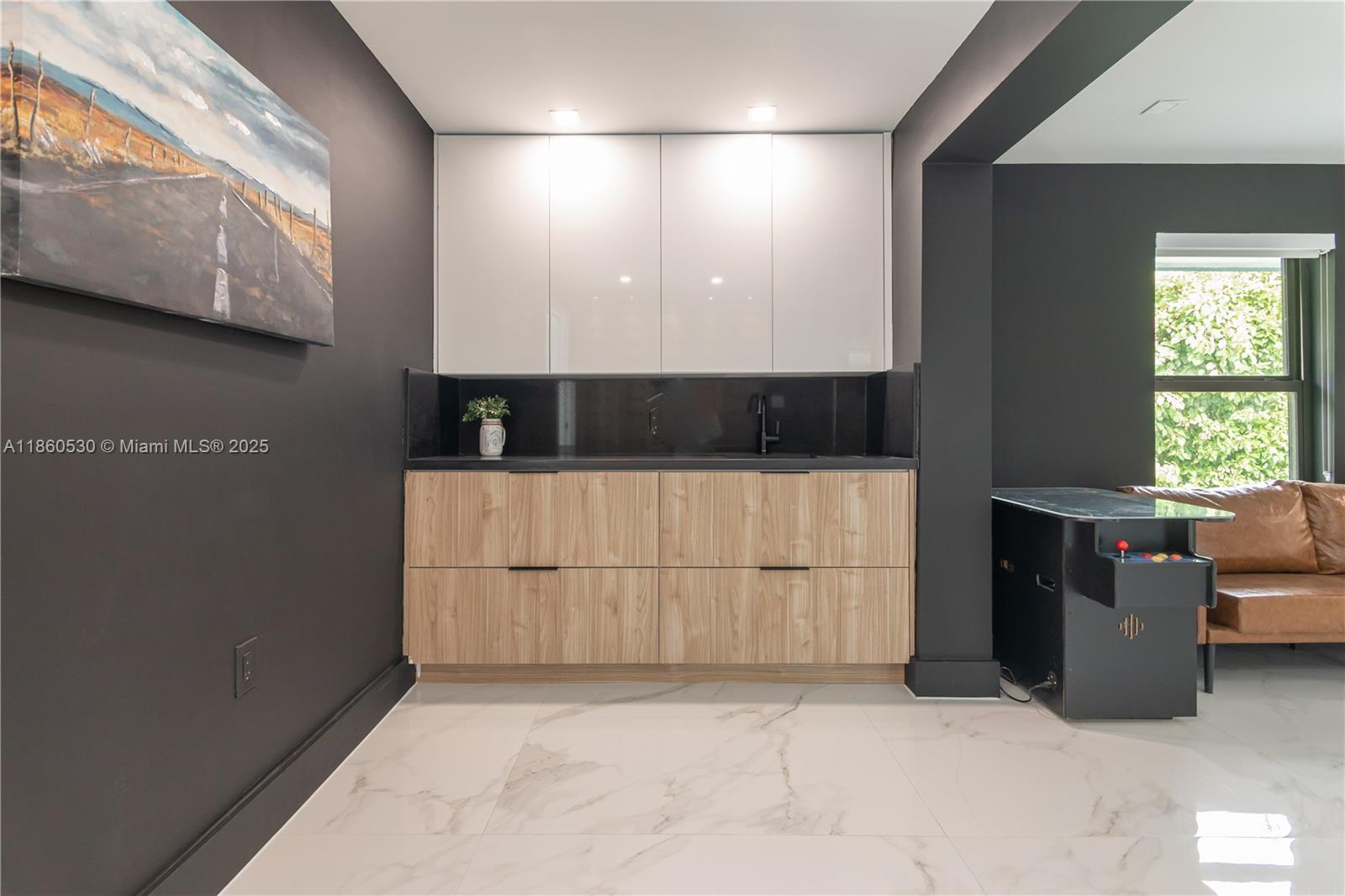 J G HEADS FARMS UNIT A - Residential Lease