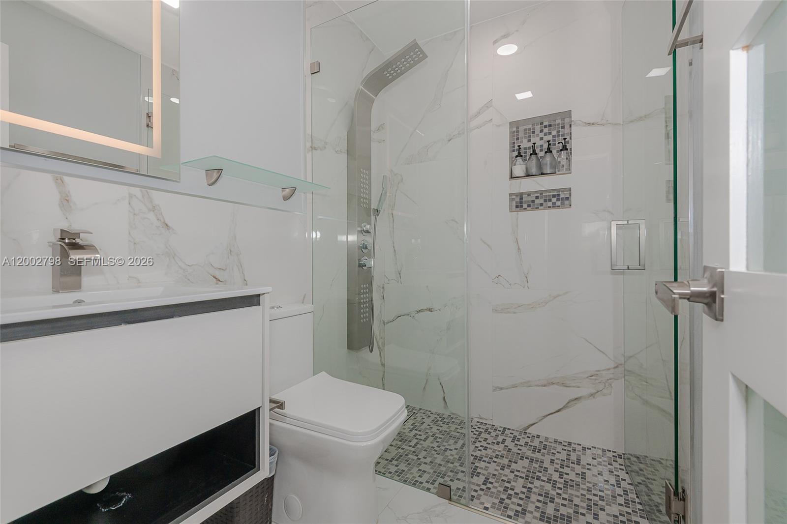 KENDALE WOODS NORTH CONDO - Residential Lease