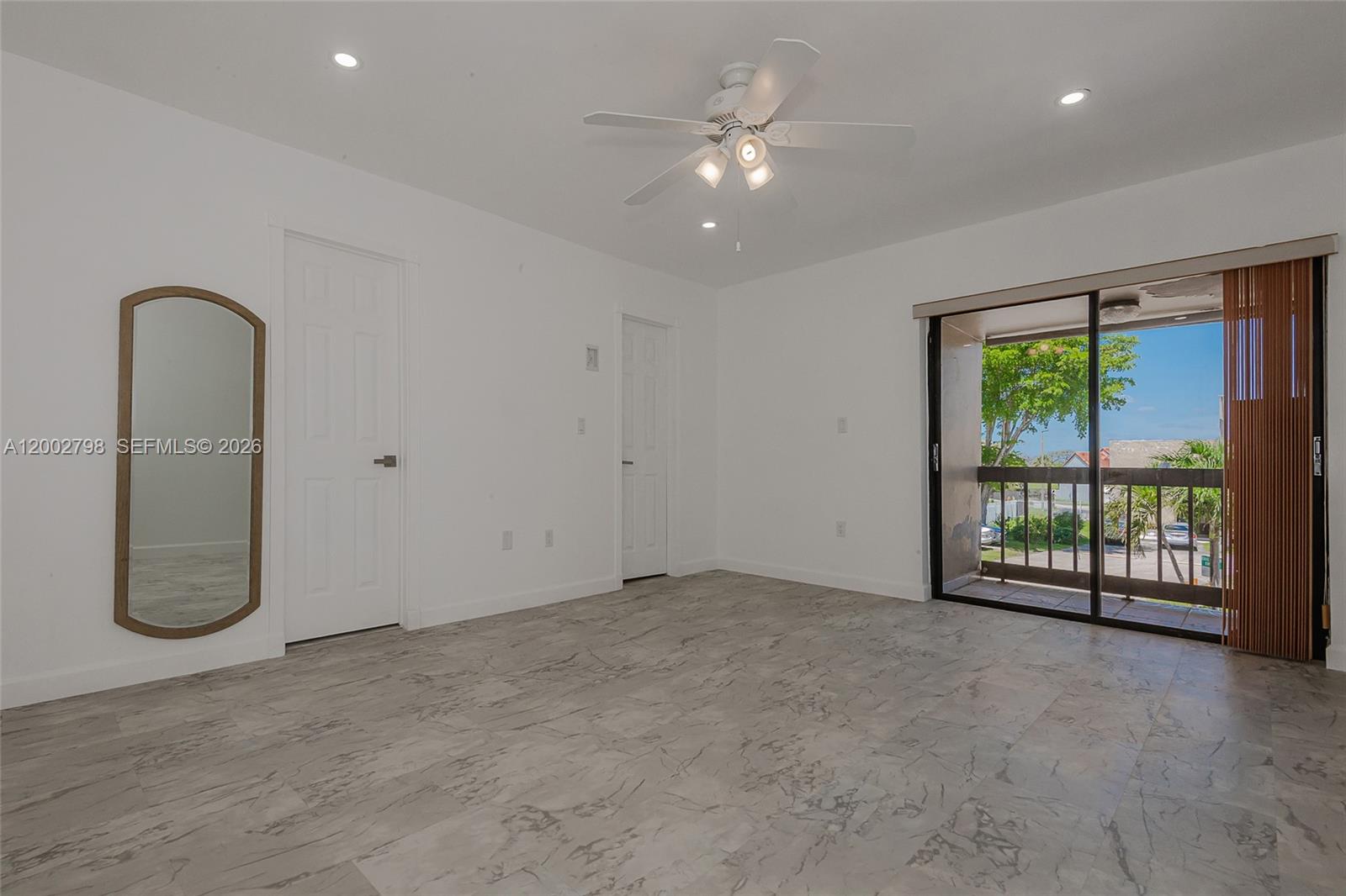 KENDALE WOODS NORTH CONDO - Residential Lease