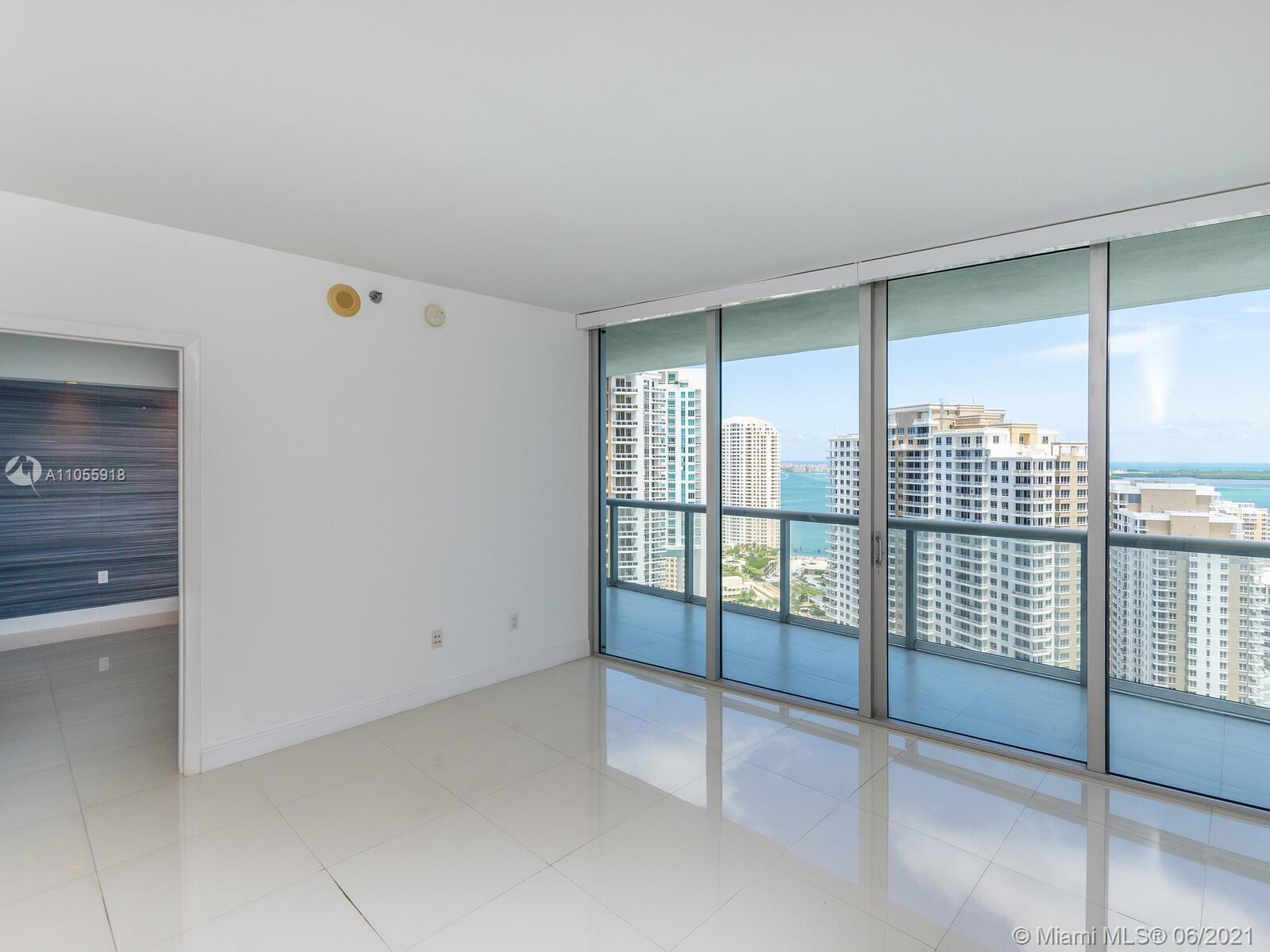 ICONBRICKELL CONDO NO 1 - Residential