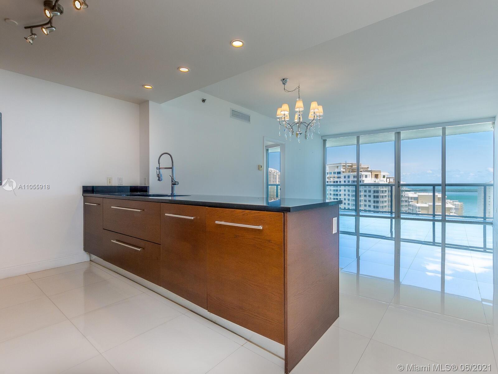ICONBRICKELL CONDO NO 1 - Residential