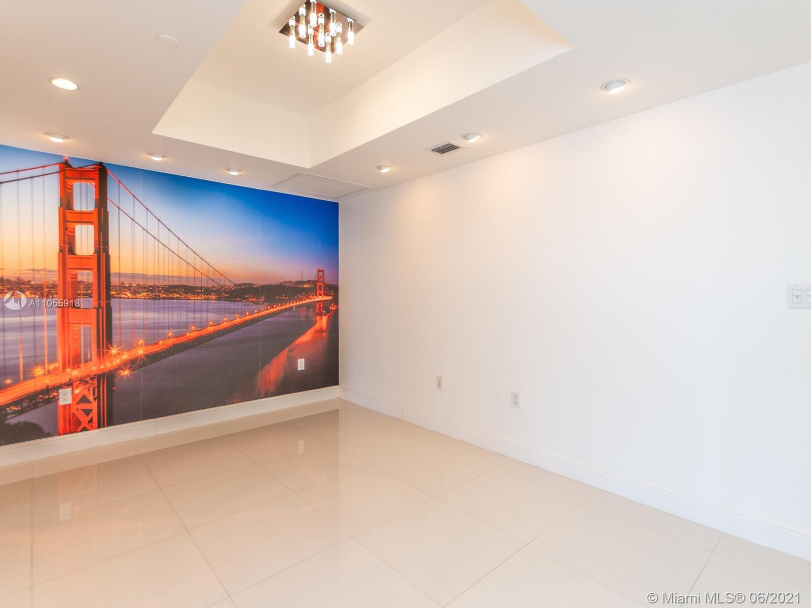 ICONBRICKELL CONDO NO 1 - Residential