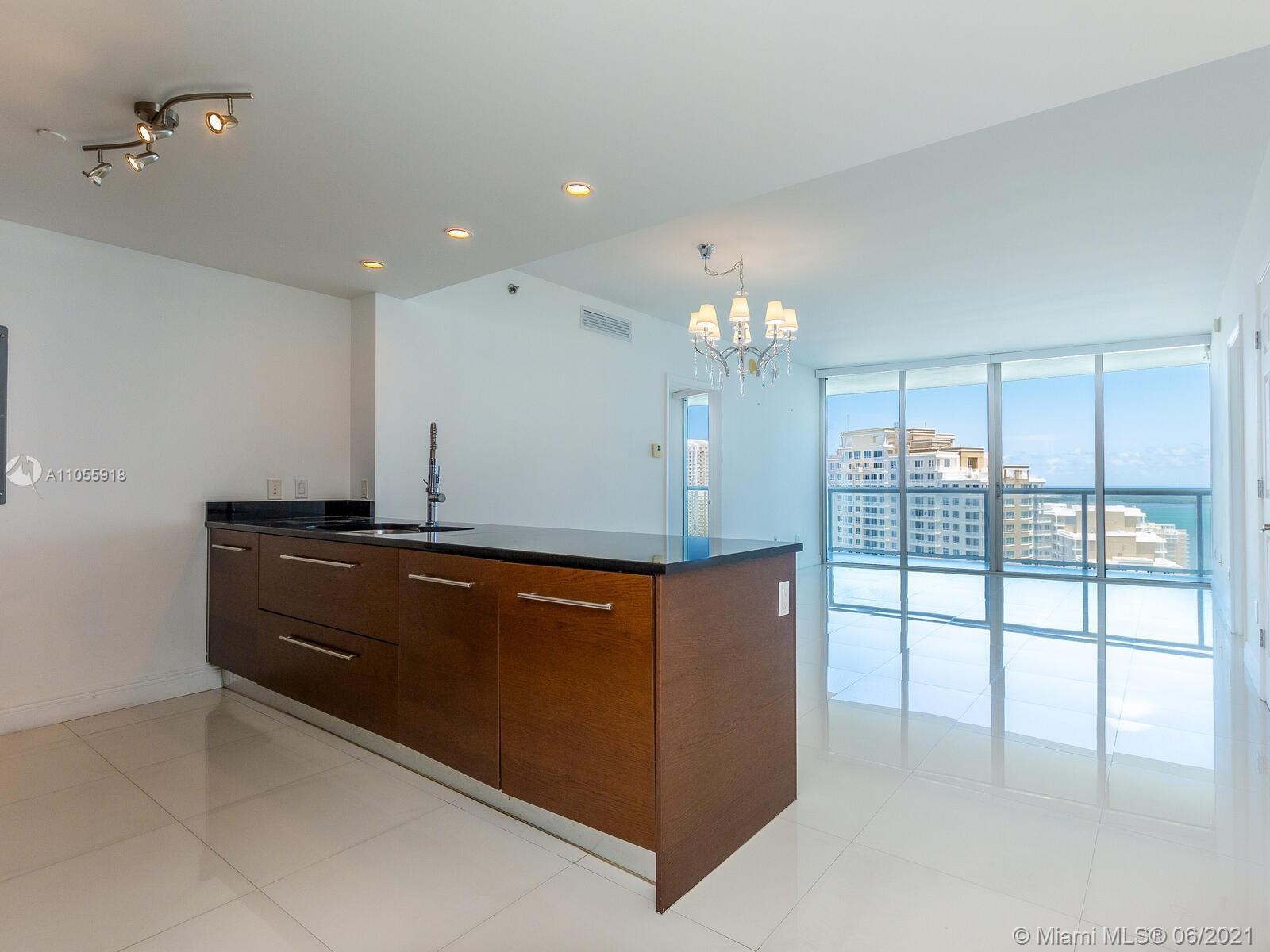 ICONBRICKELL CONDO NO 1 - Residential