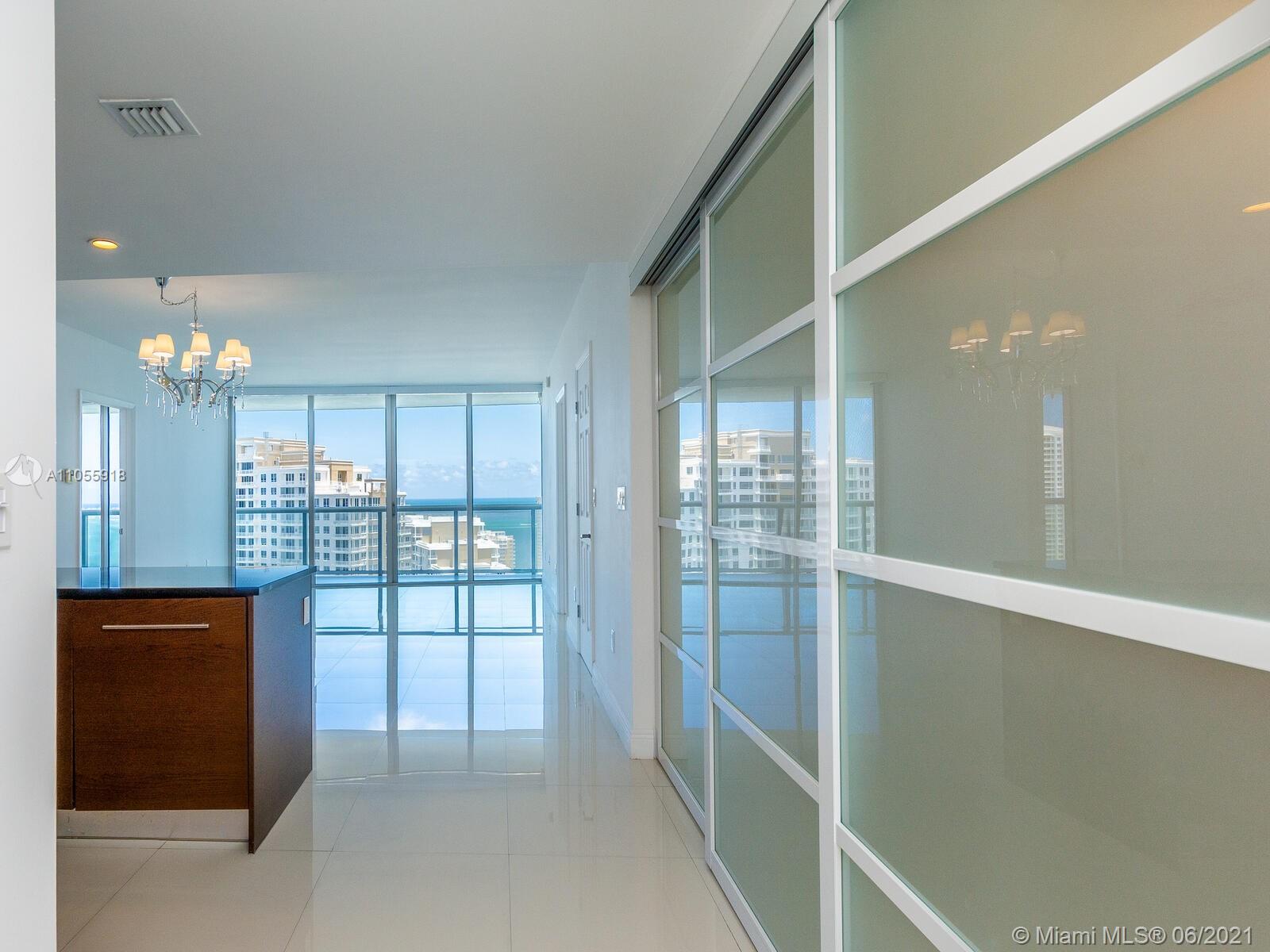 ICONBRICKELL CONDO NO 1 - Residential