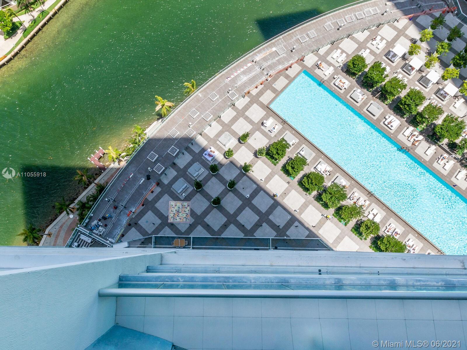 ICONBRICKELL CONDO NO 1 - Residential