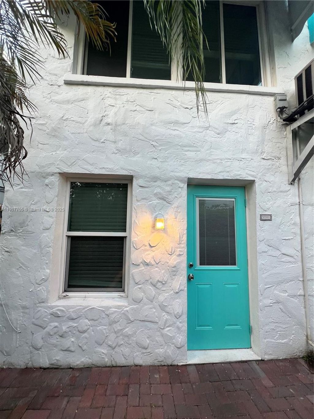 Photo of 1407 SE 2nd St #C, Fort Lauderdale, FL 33301 (MLS # A11907705)