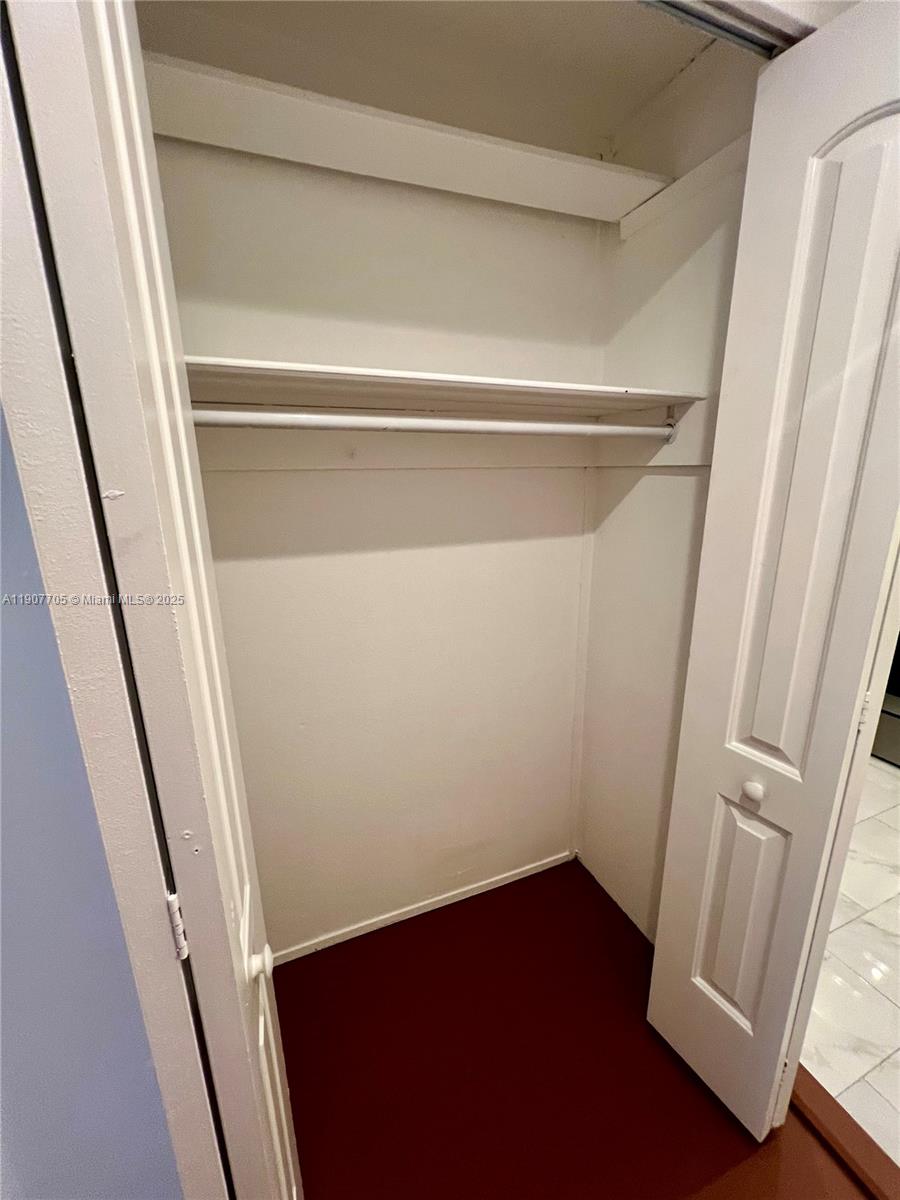 COLEE HAMMOCK - Residential Lease