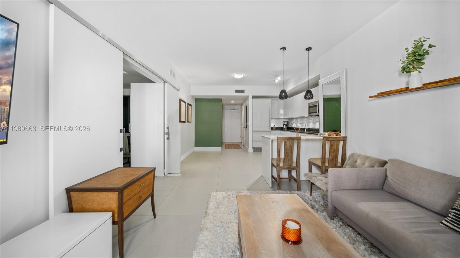 1010 BRICKELL CONDO - Residential Lease