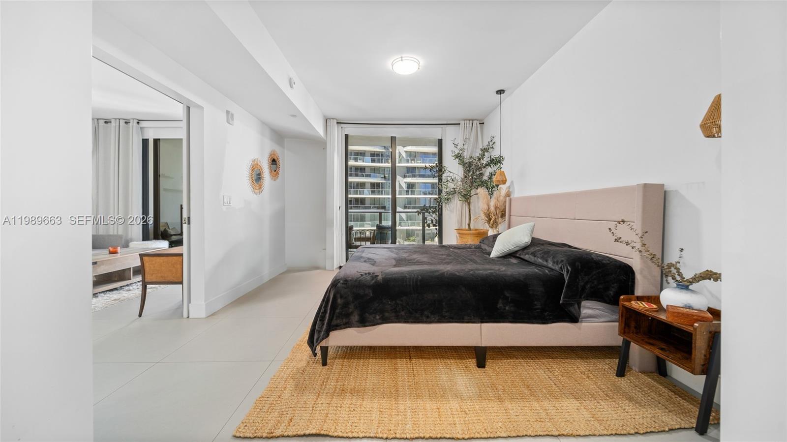 1010 BRICKELL CONDO - Residential Lease