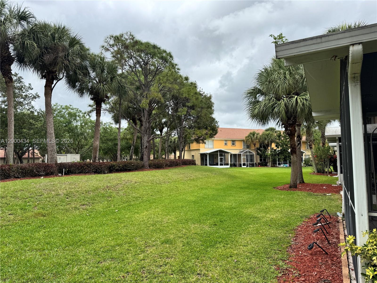 435 Rainbow Springs Ter