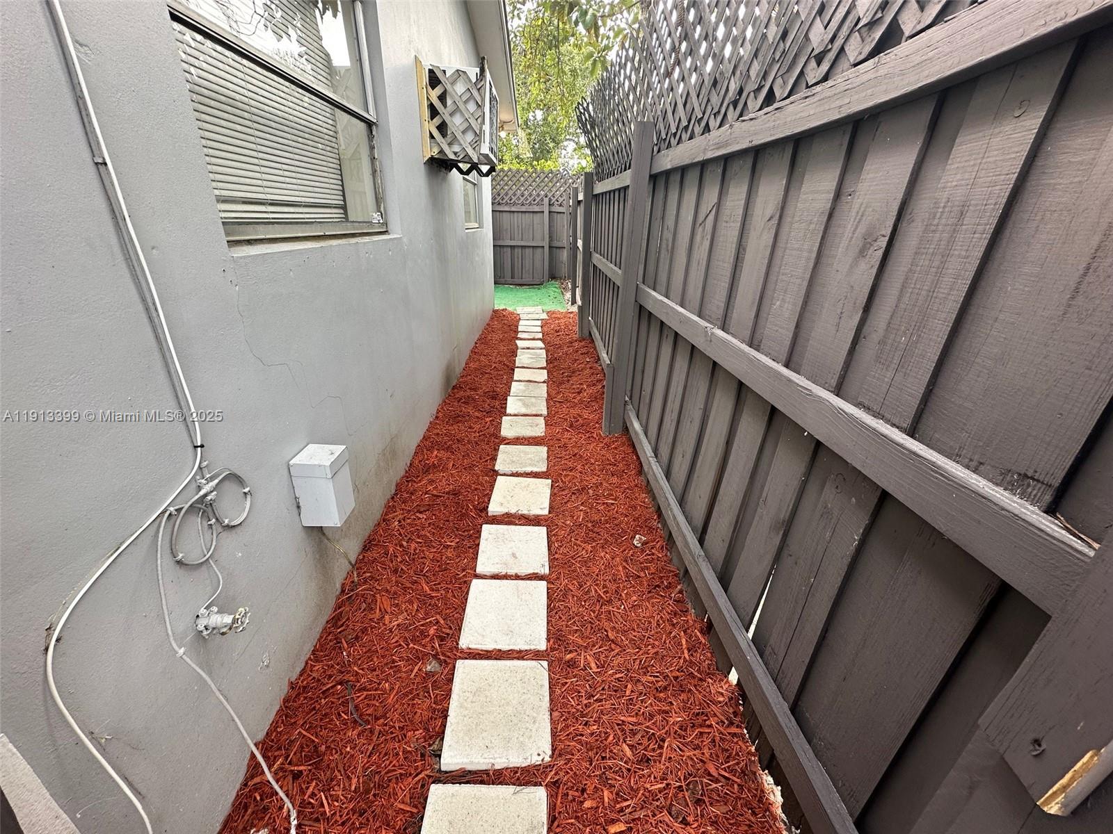 WAVERLY PLACE - Residential Lease