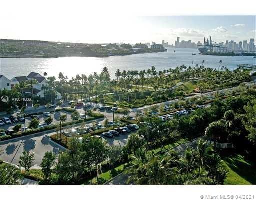 CONTINUUM ON SOUTH BEACH - Residential