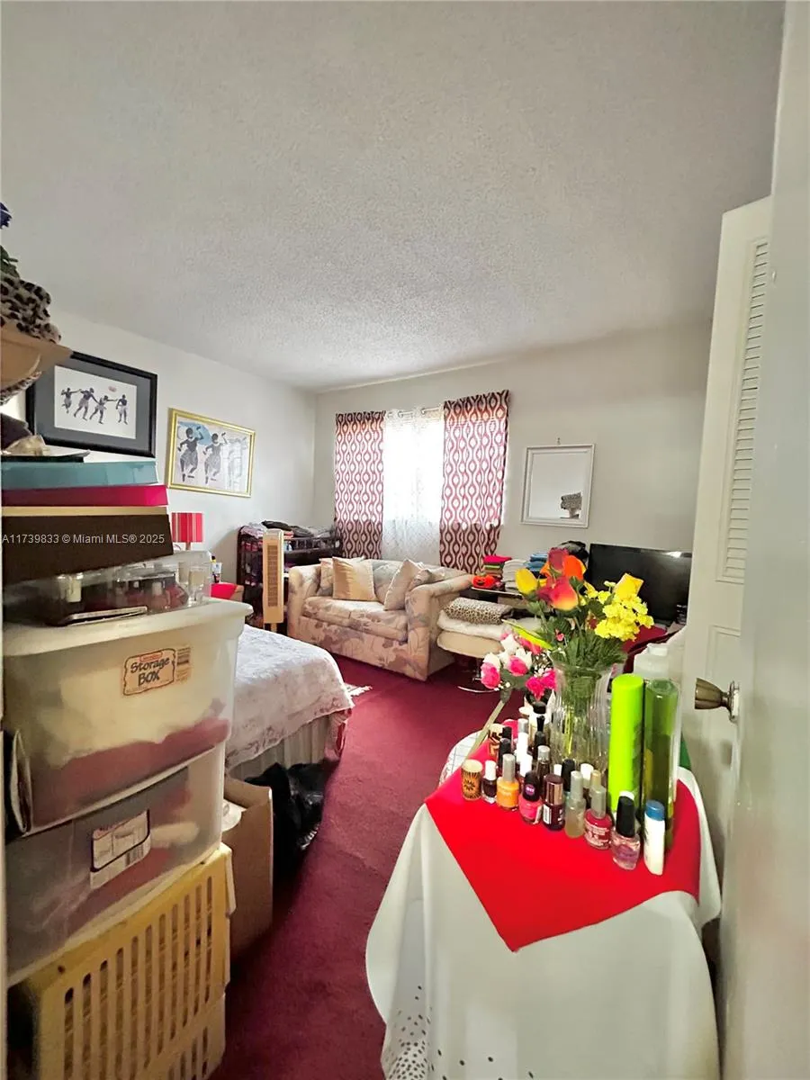 Lauderhill, Florida 33313, United States, 2 Bedrooms Bedrooms, ,2 BathroomsBathrooms,Residential,Pending,7454