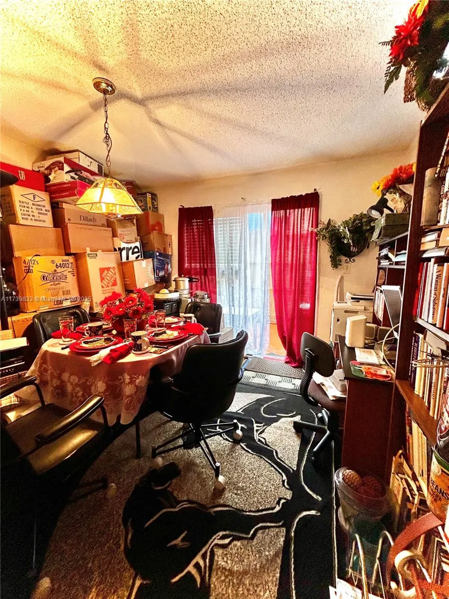 Lauderhill, Florida 33313, United States, 2 Bedrooms Bedrooms, ,2 BathroomsBathrooms,Residential,Pending,7454