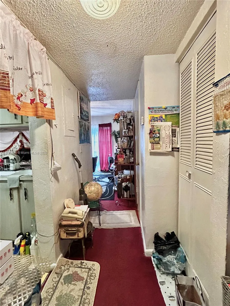 Lauderhill, Florida 33313, United States, 2 Bedrooms Bedrooms, ,2 BathroomsBathrooms,Residential,Pending,7454