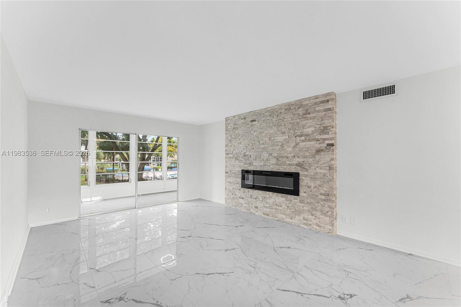 LUCAYA VILLAGE 1-C CONDO - Residential