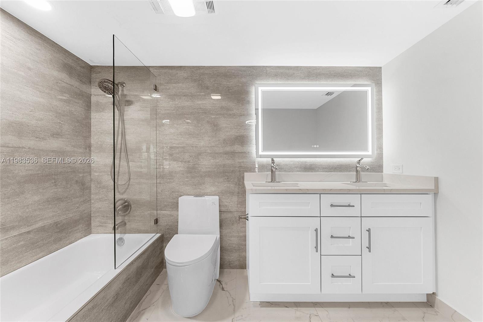 LUCAYA VILLAGE 1-C CONDO - Residential