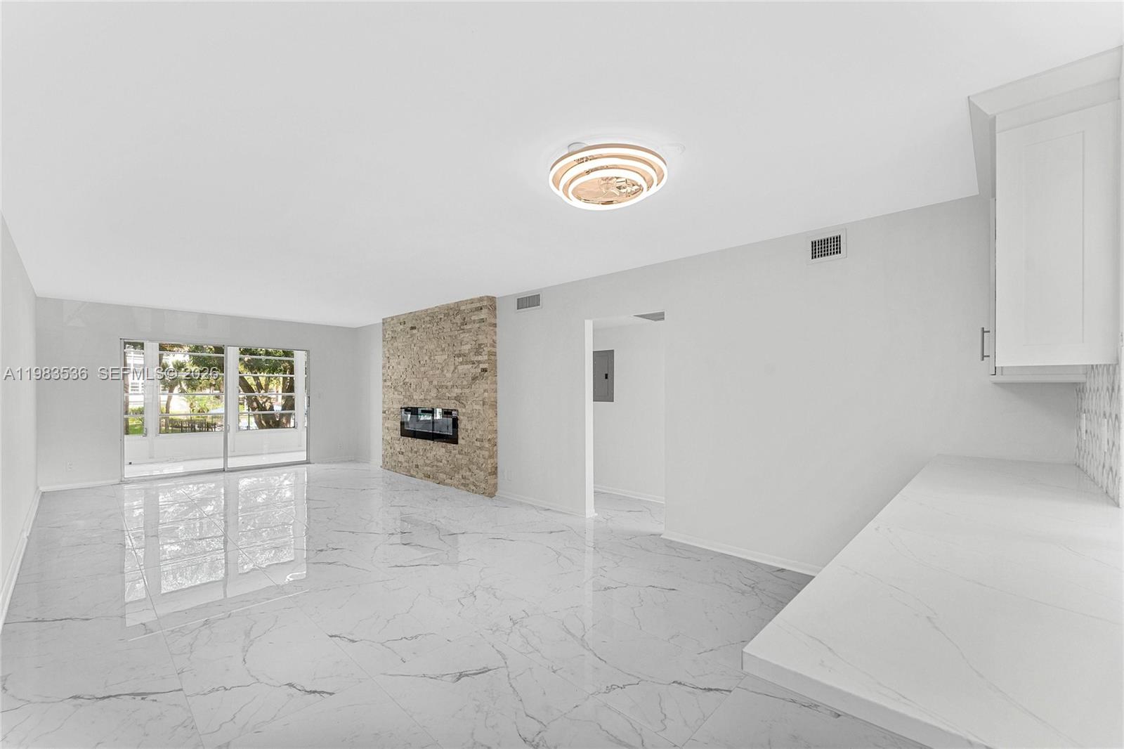 LUCAYA VILLAGE 1-C CONDO - Residential