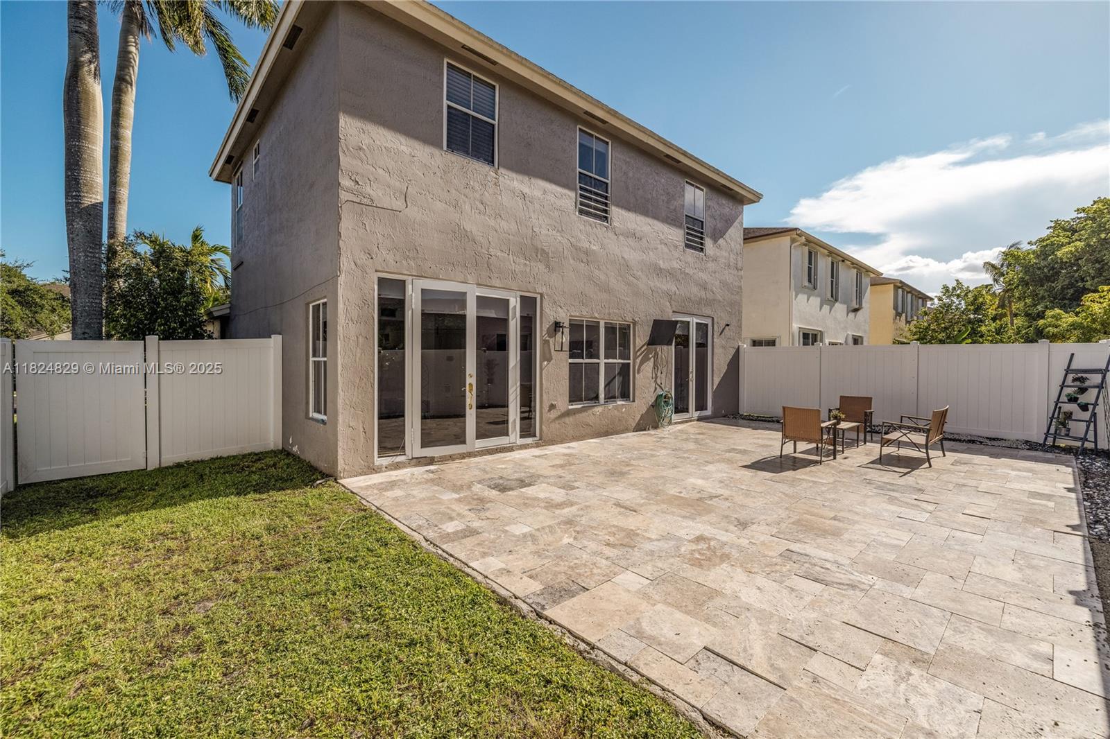 CHAPEL TRAIL REPLAT - Residential