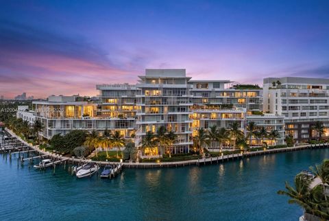 Tiny photo for 4701 N Meridian Ave #627, Miami Beach, FL 33140 (MLS # A12004472)