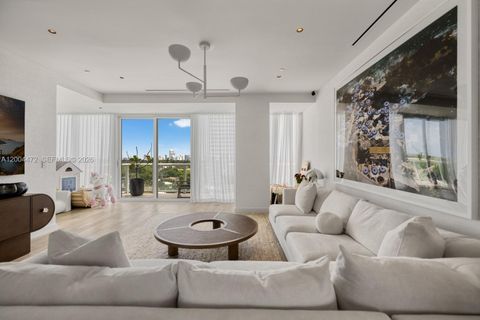 Tiny photo for 4701 N Meridian Ave #627, Miami Beach, FL 33140 (MLS # A12004472)