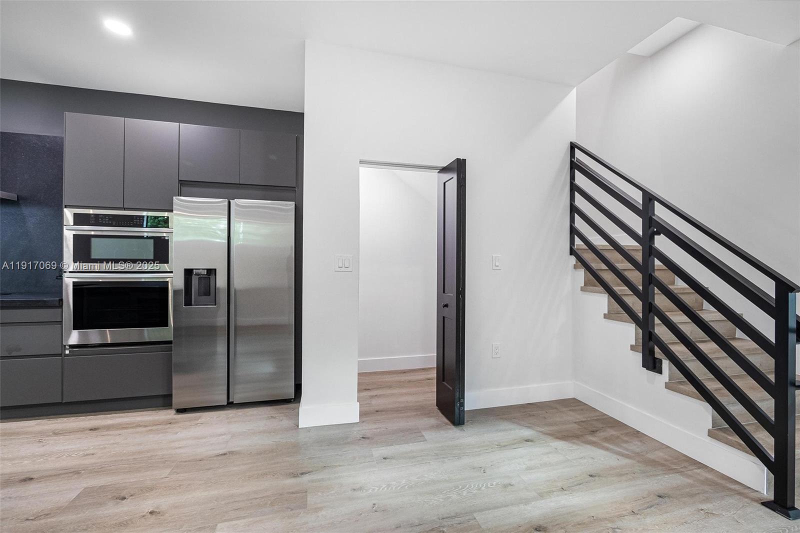 RAILWAY SHOPS ADDN 2ND AM - Residential