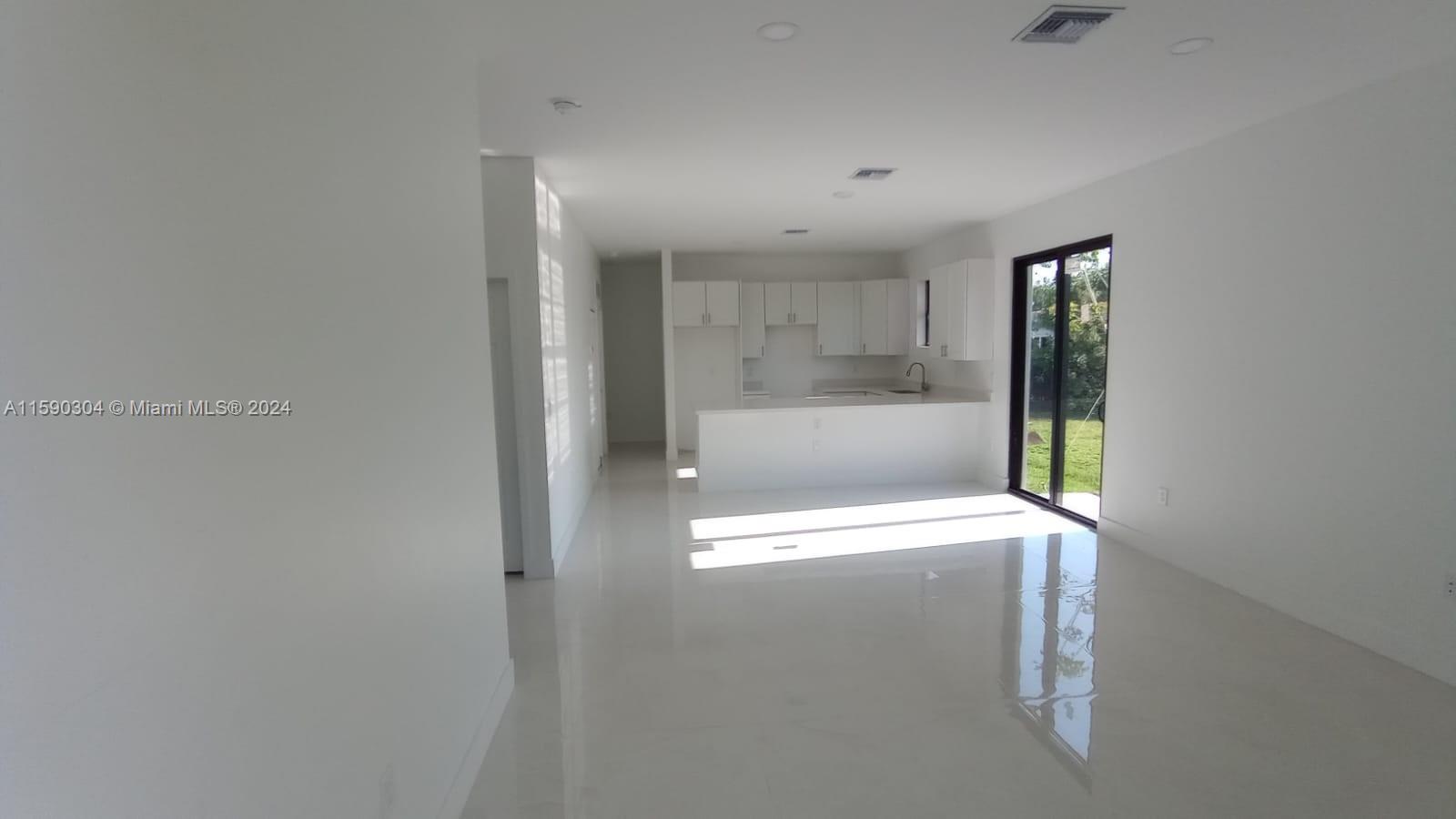 1ST ADDN TO MAGNOLIA SUB - Residential Lease
