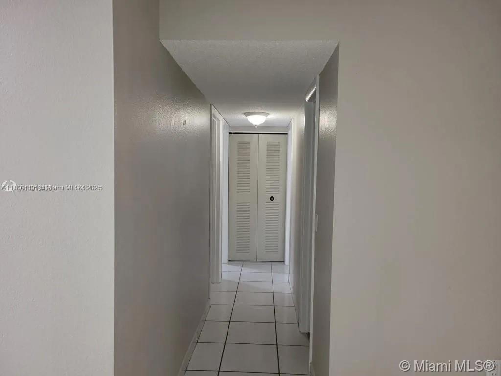 1900 W 68th St G200