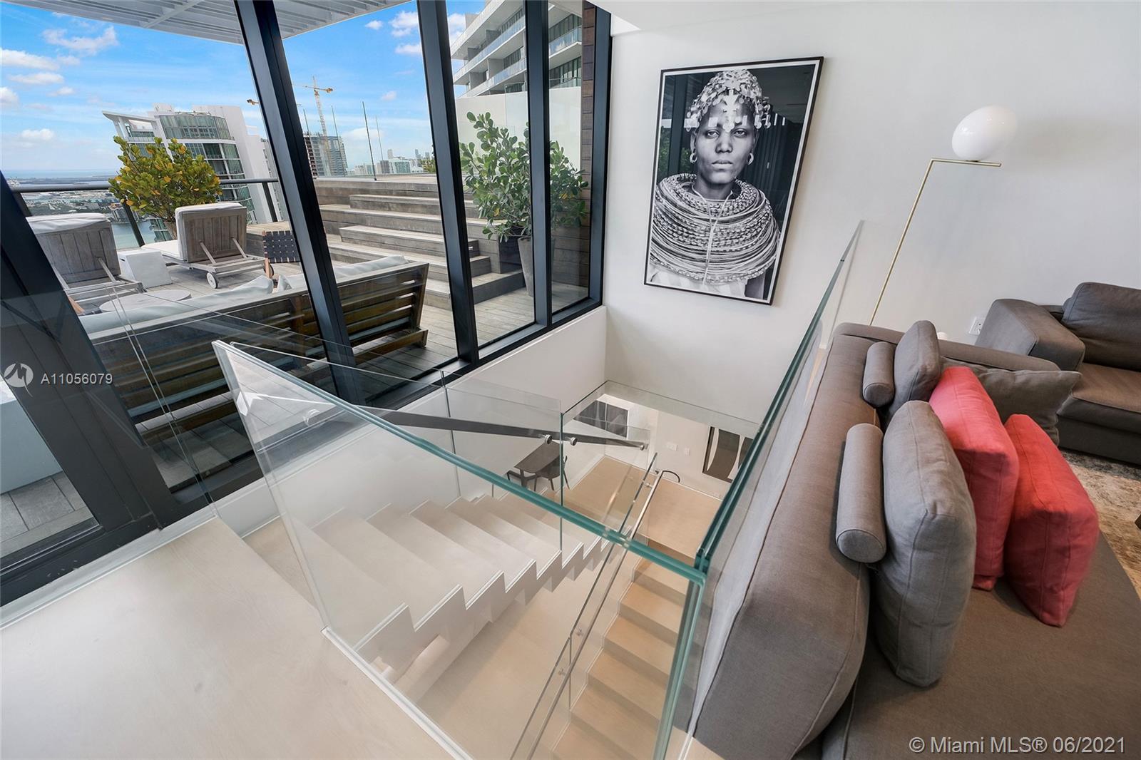 PARAISO BAY CONDO - Residential