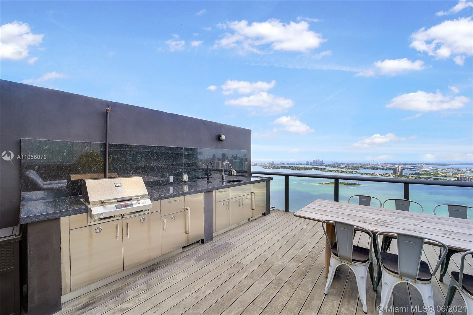 PARAISO BAY CONDO - Residential