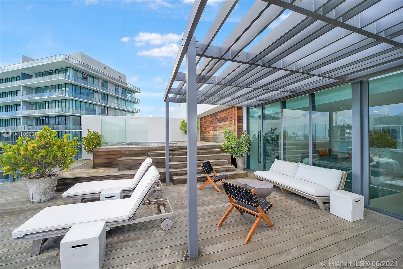 PARAISO BAY CONDO - Residential