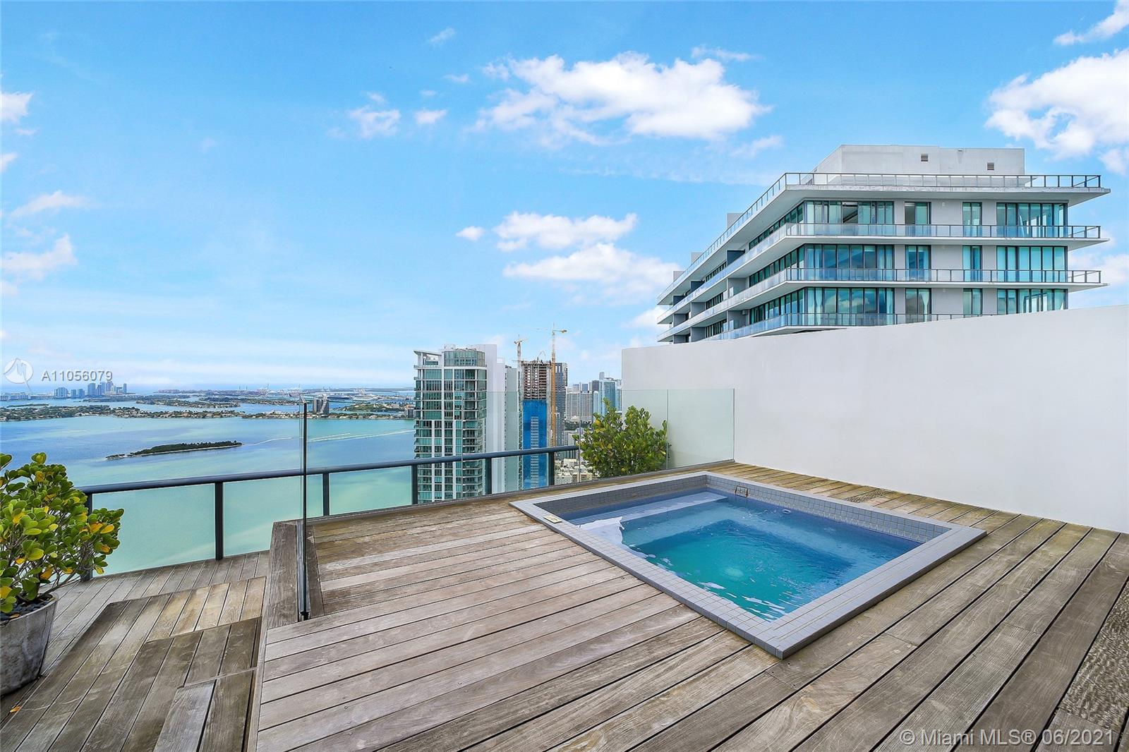 PARAISO BAY CONDO - Residential