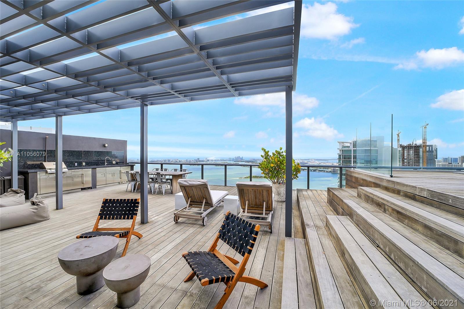 PARAISO BAY CONDO - Residential