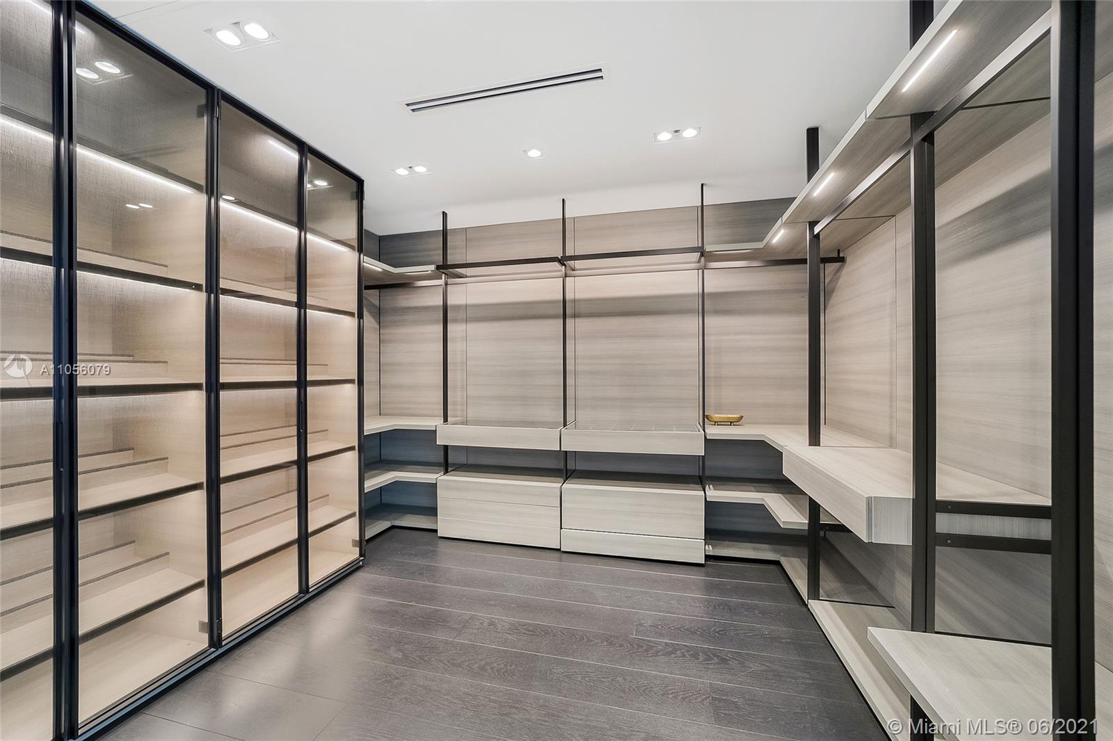 PARAISO BAY CONDO - Residential