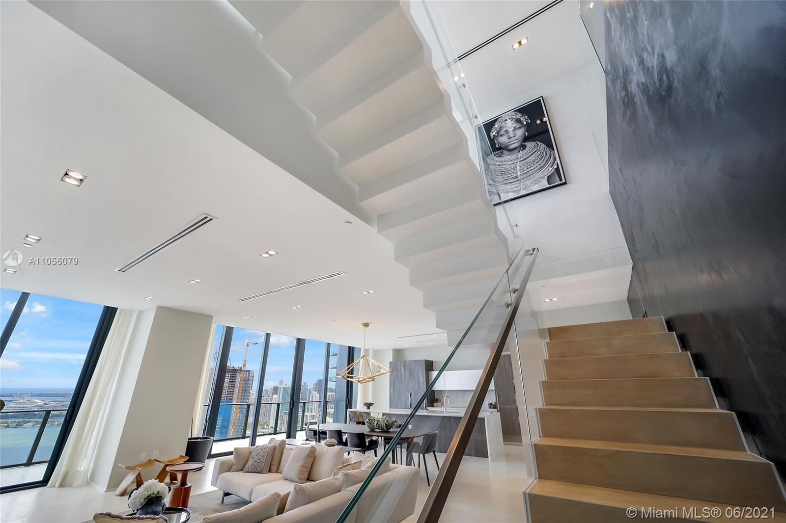 PARAISO BAY CONDO - Residential