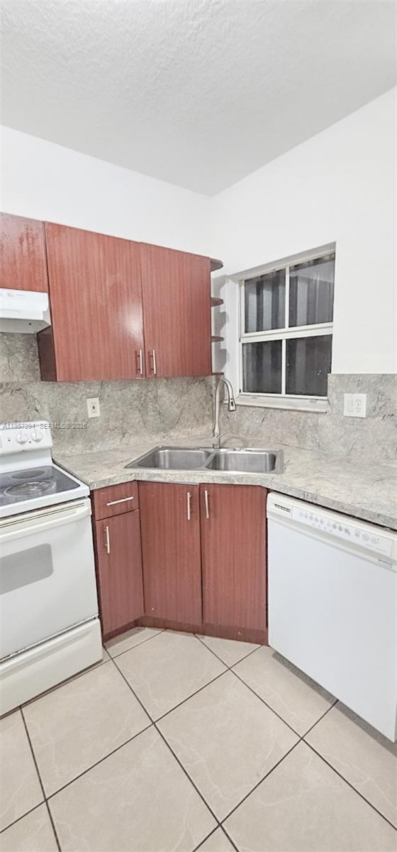 ABEL HOMES AT KEYS WINDS - Residential