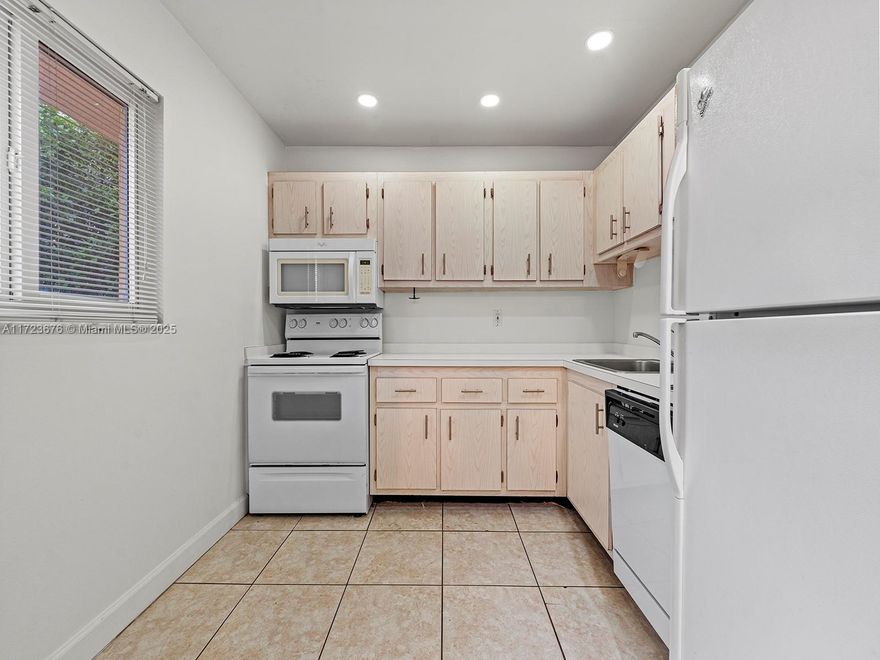 Great location in the Dadeland area in the quiet neighborhood of Kings Creek. This 3rd floor 1 bed 1 bath unit comes with impact windows and doors, balcony with a great view of the pool area. Water, Sewer, basic cable tv are included in the HOA. Laundry facilities are on the same floor as the unit. The community offers amenities such as swimming pools, gym, clubhouse, BBQ area, 24-hr security, playground, tennis courts, basketball courts and pathways. Close to expressways, shopping, Baptist hospital and restaurants. Fantastic well run quiet community.