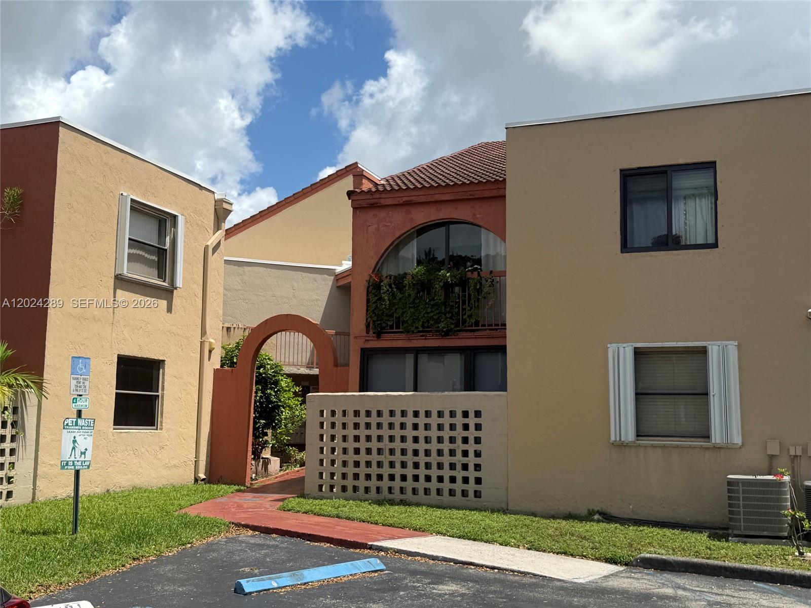 WEST FONTAINE CONDO - Residential Lease