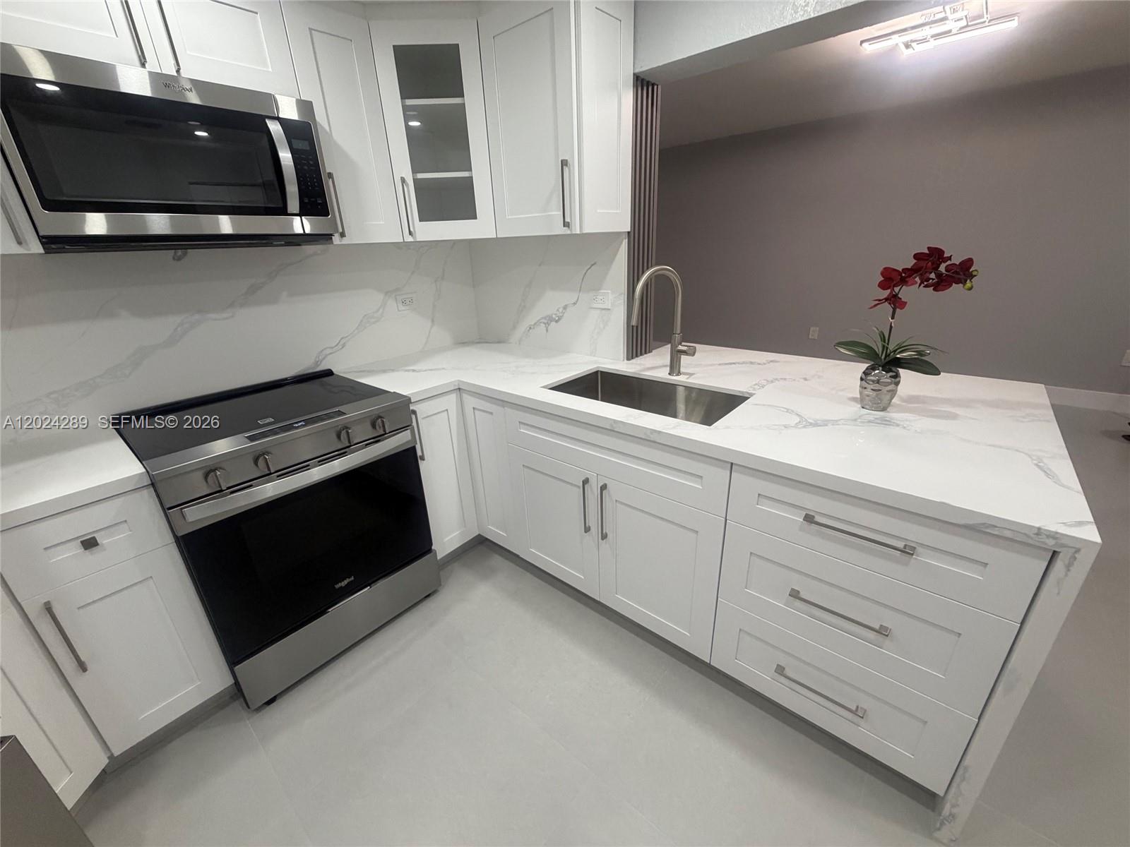WEST FONTAINE CONDO - Residential Lease