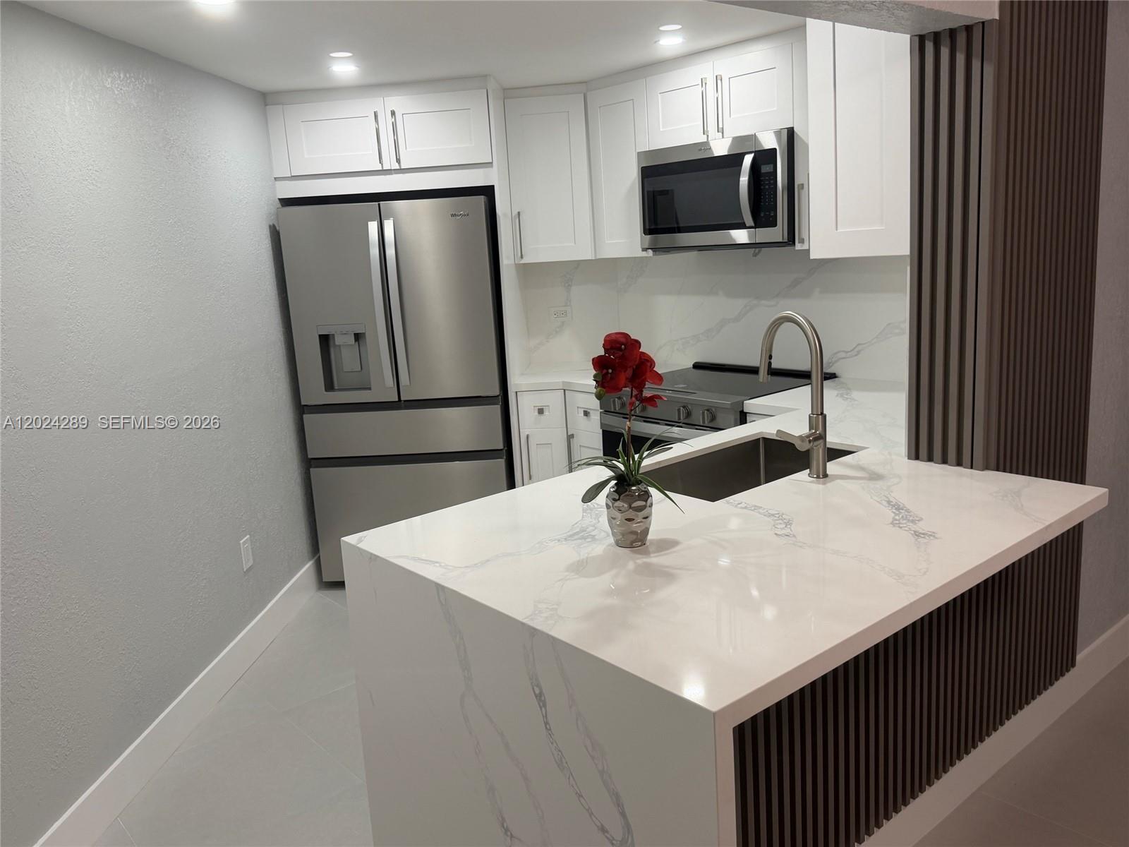 WEST FONTAINE CONDO - Residential Lease