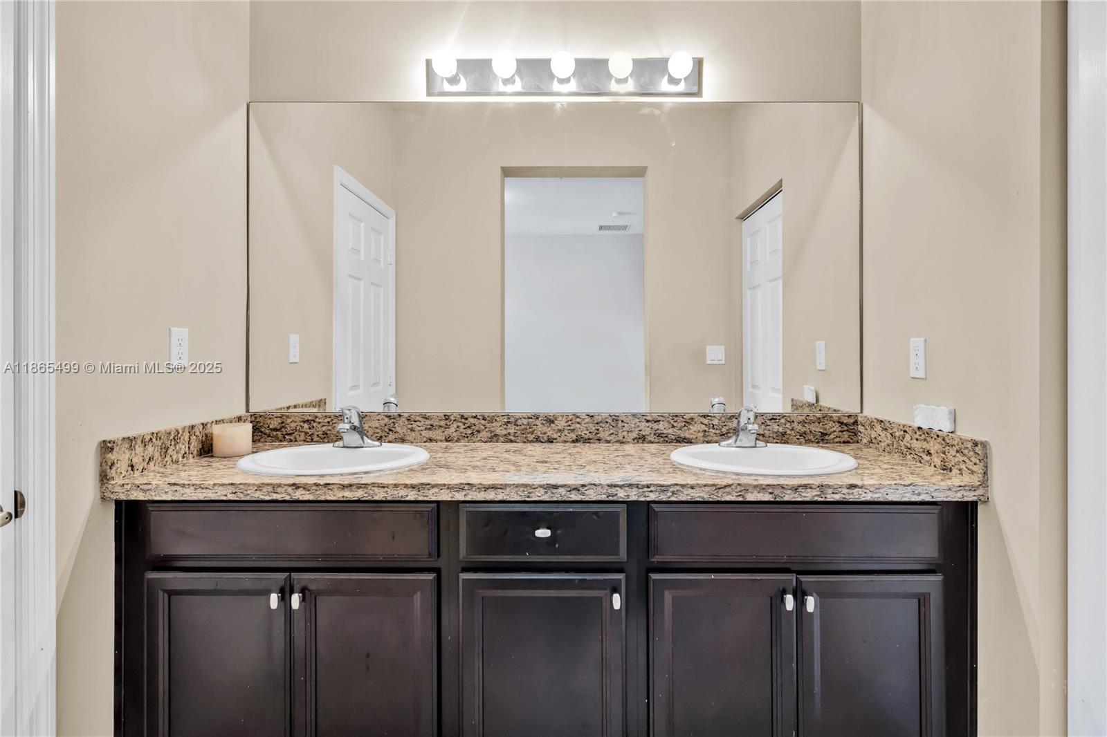 COBBLESTONE II - Residential