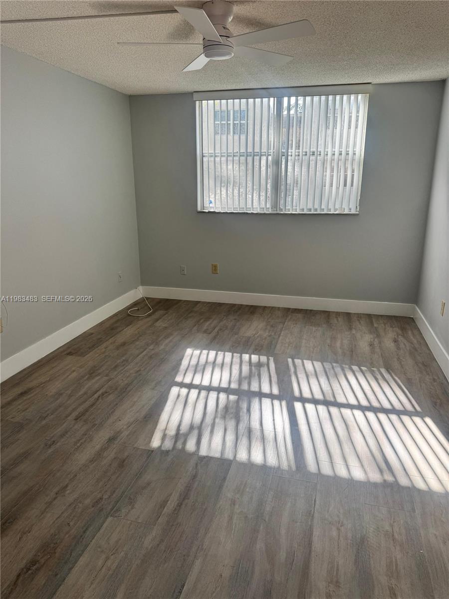 LIME BAY CONDOMINIUM 8 - Residential Lease