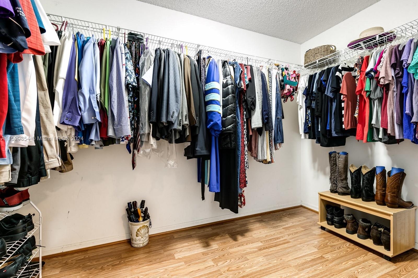 SILVER LAKES PHASE III - Residential