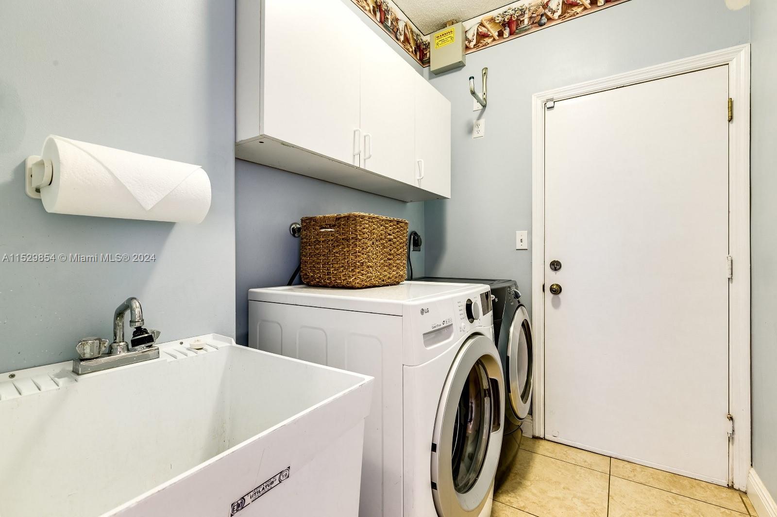 SILVER LAKES PHASE III - Residential